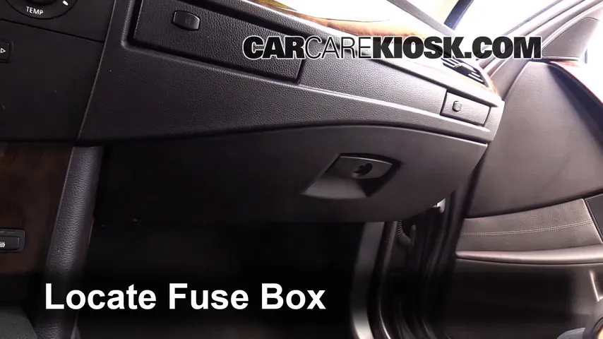 2006 BMW 530xi 3.0L 6 Cyl. Wagon Fusible (intérieur)